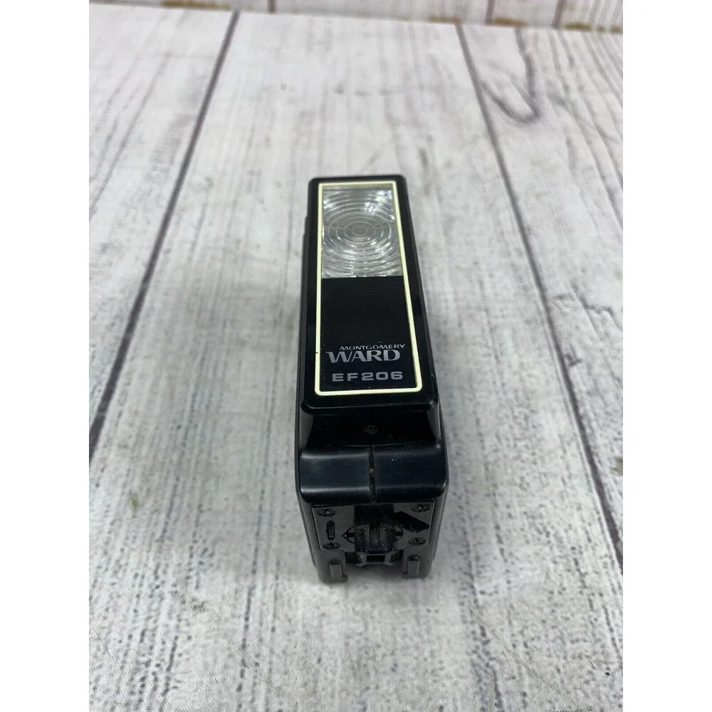 For Parts - MONTGOMERY WARD ELECTRONIC FLASH EF206 POCKET 110 CAMERAS JAPAN